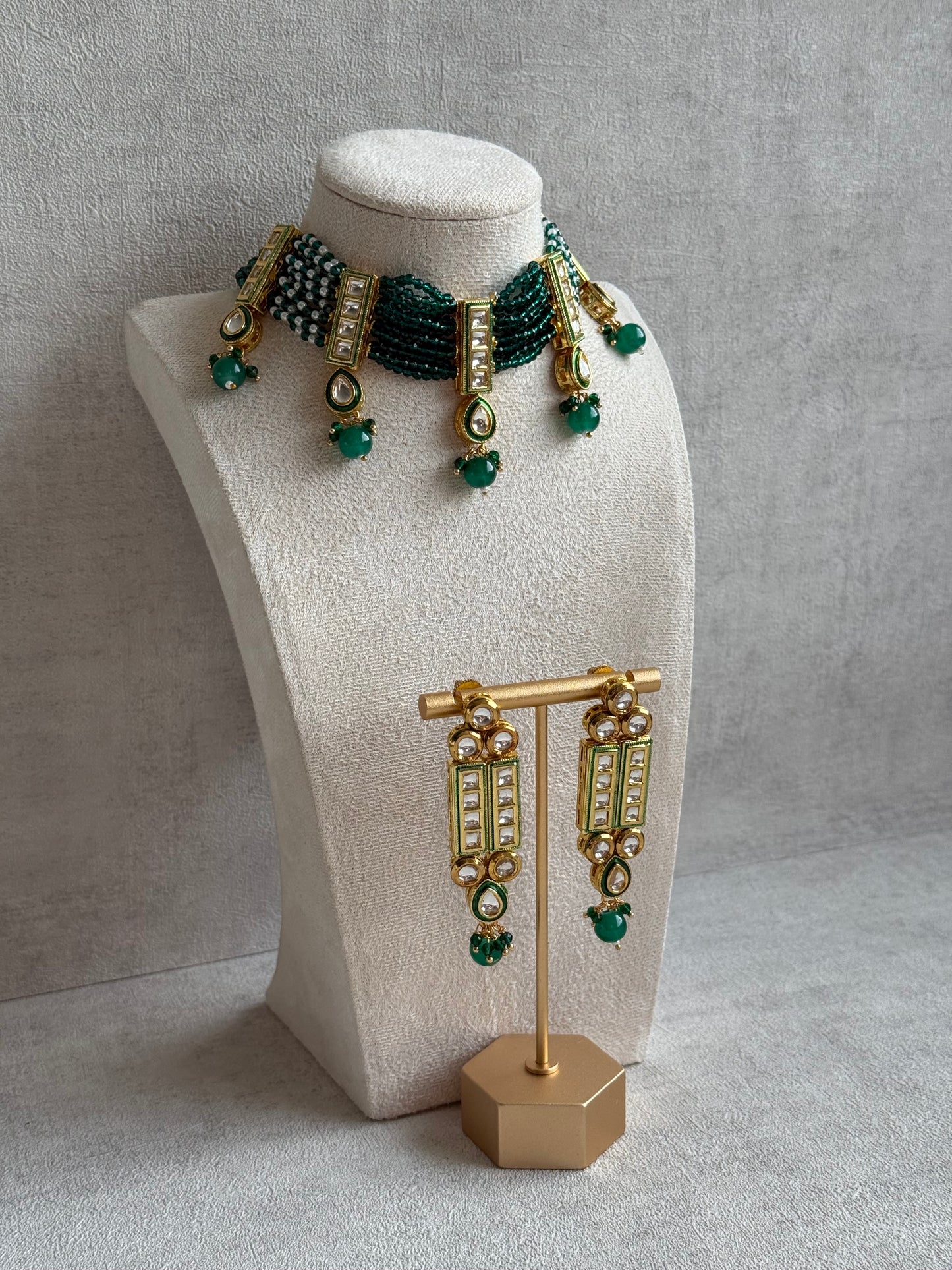 Ayura Designs Taanvi Choker Set – Emerald Green Beaded Choker & Earrings with Kundan Panels, Gold Finish & Drop Detailing
