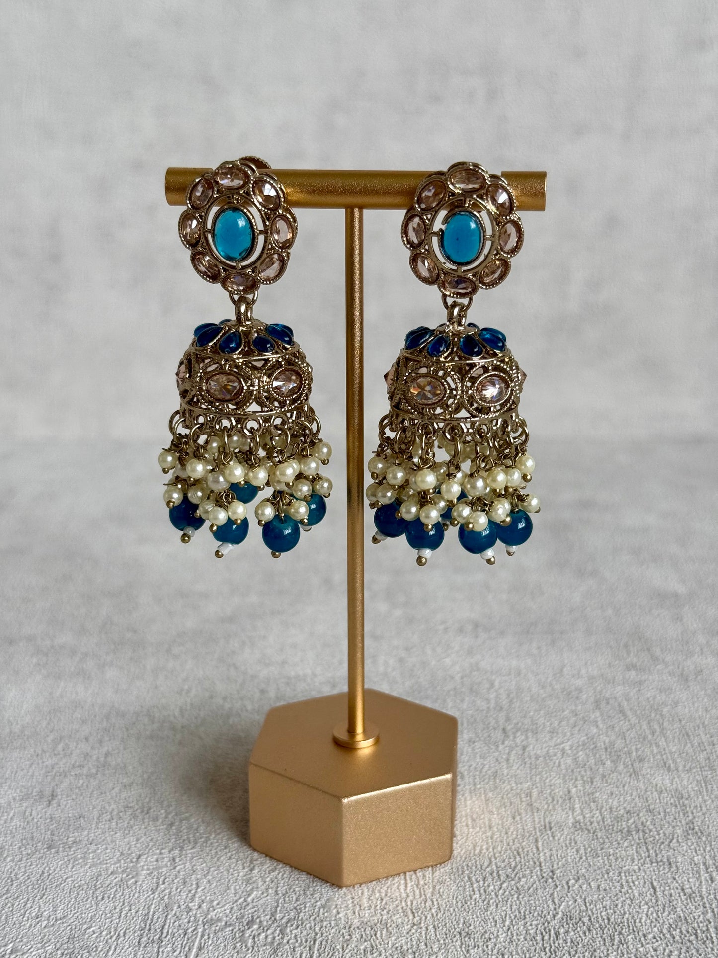 Ayura Designs Zubi Set with Jhumkis & Tikka – Deep Blue Stones, Pearl Detailing & Antique Gold Finish