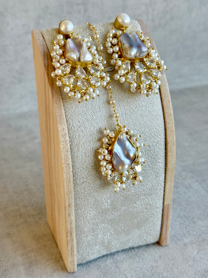 Ayura Designs Niamh Tikka Set – Grey Baroque Pearl & Crystal Cluster Detailing in Antique Gold