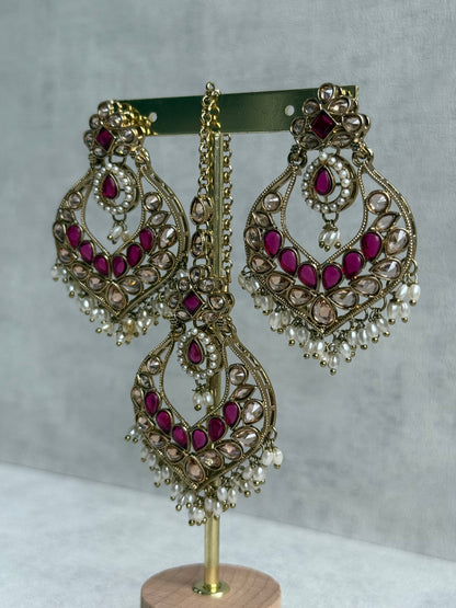 Ayura Designs Damini Tikka Set – Mirror-Cut Kundan Earrings & Tikka with Pink Enamel and Pearl Detailing