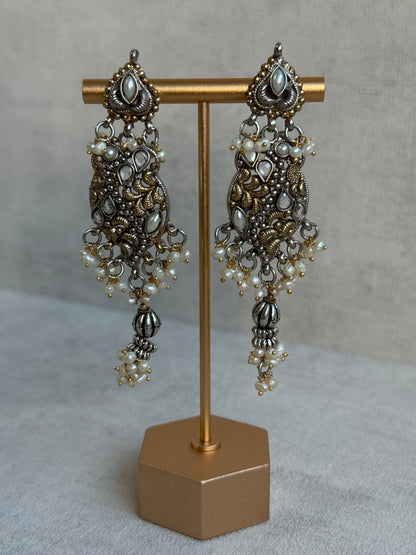 Ayura Designs Sheeba Set with Earrings – Silver & Gold Leaf Pendant, Mirror-Cut Stones & Pearl Detailing