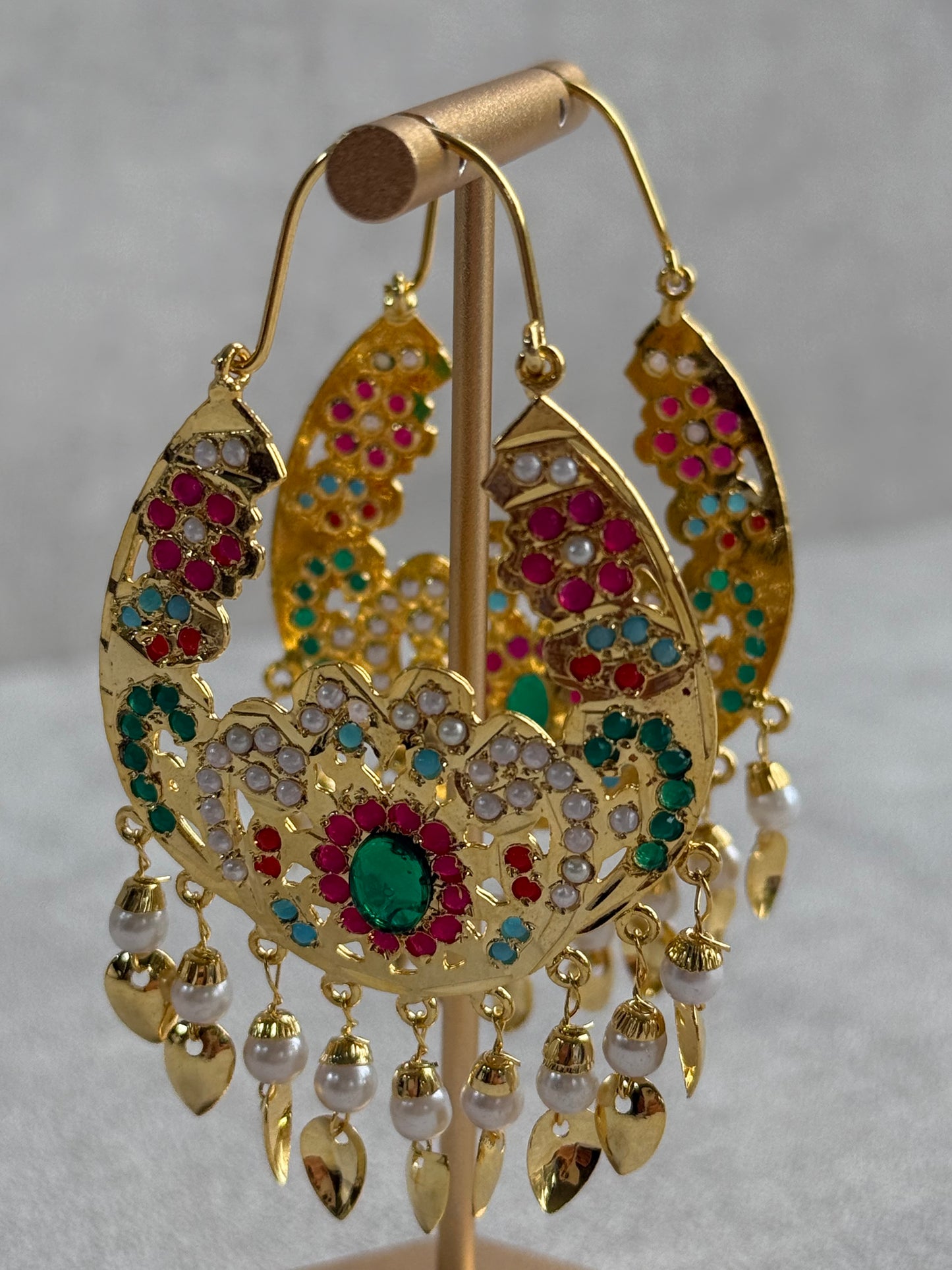 Ayura Designs Nimrat Balis – Emerald Green & Multicolour Stones, Ivory Pearl Beads & Pippal Patti, Gold Finish