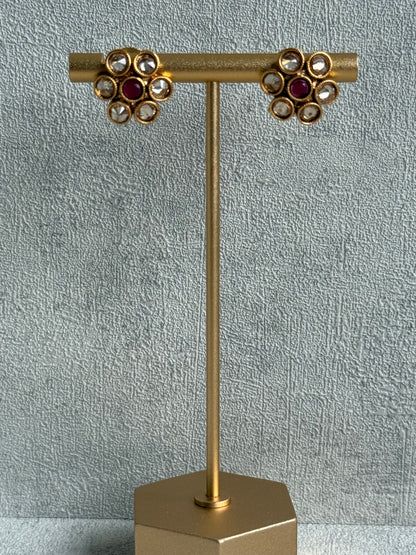 Ayura Designs Veni Set – Gold Necklace & Stud Earrings with Champagne Mirror-Cut Polki Stones