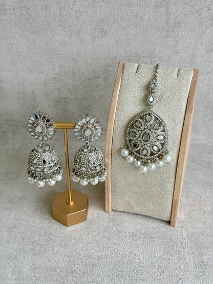 Ayura Designs Meeta Tikka Set with Jhumkis – Silver Mirror-Cut Detailing & Pearl Drops