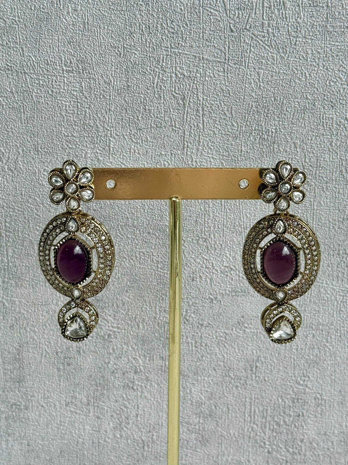 Ayura Designs Emanya Choker Set – Choker, Earrings & Tikka with Mirror-Cut Stones, Plum Mauve & Antique Gold Detailing