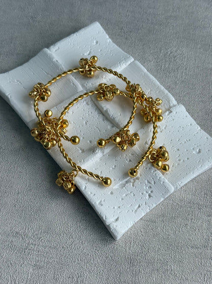 Ayura Designs Siya Adjustable Kashmiri Chudiya – Gold Tone Bangles with Ghungroo Charms (Pair)