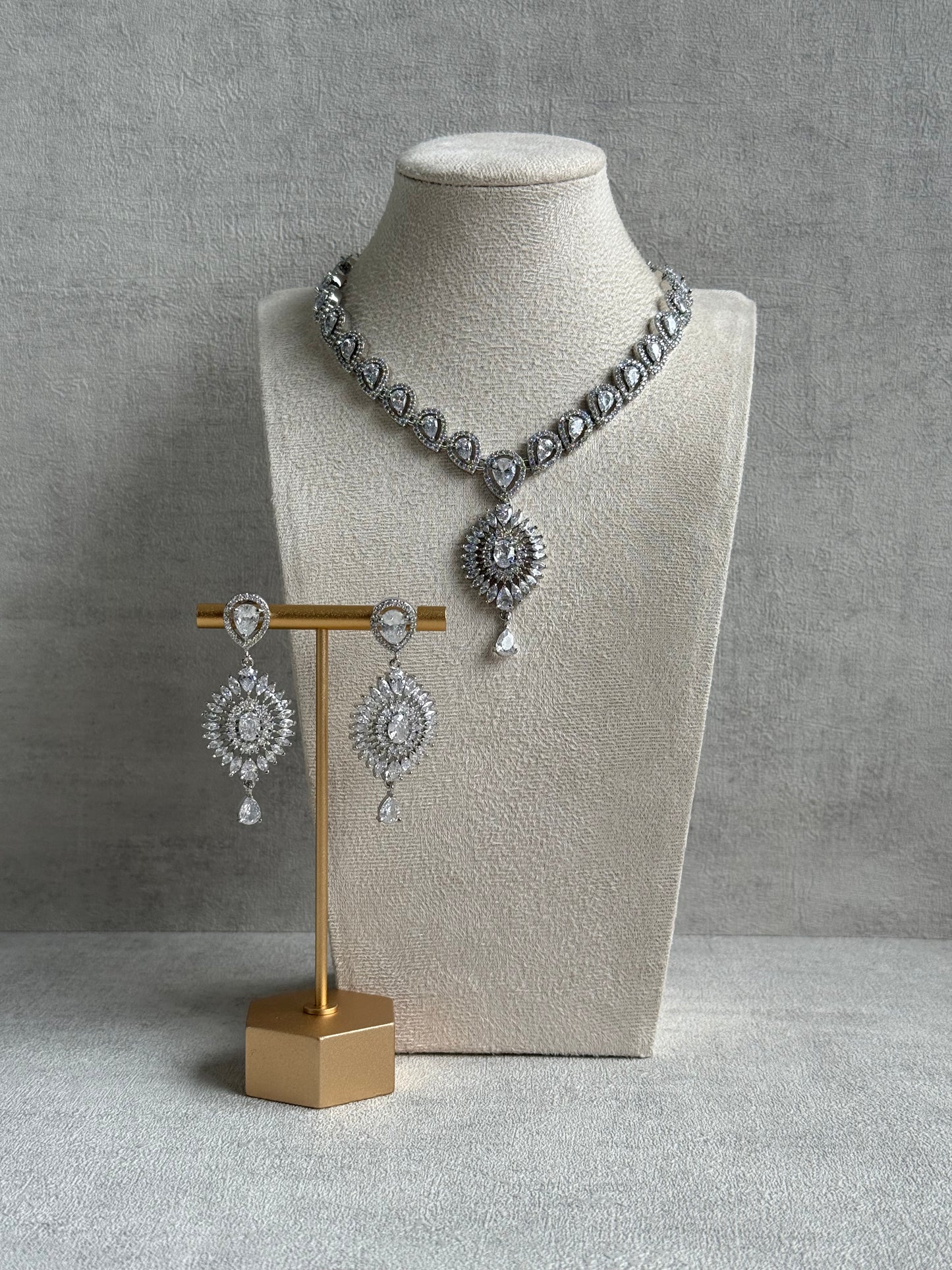 Ayura Designs Bella Set – Silver Necklace & Earrings with Teardrop Moissanite Stones & Radiant Halo Design