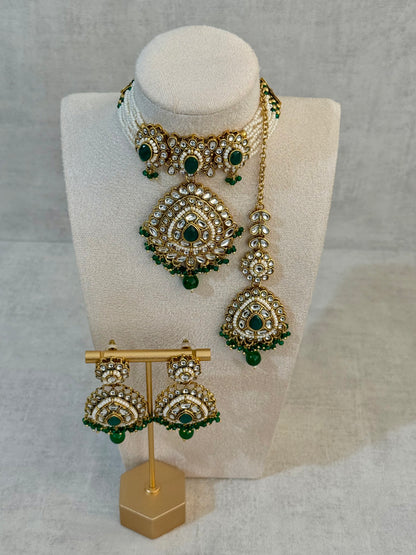 Ayura Designs Tehreem Set with Necklace, Earrings & Tikka – Mirror-Cut Stones, Emerald Green Beads & Antique Gold Finish