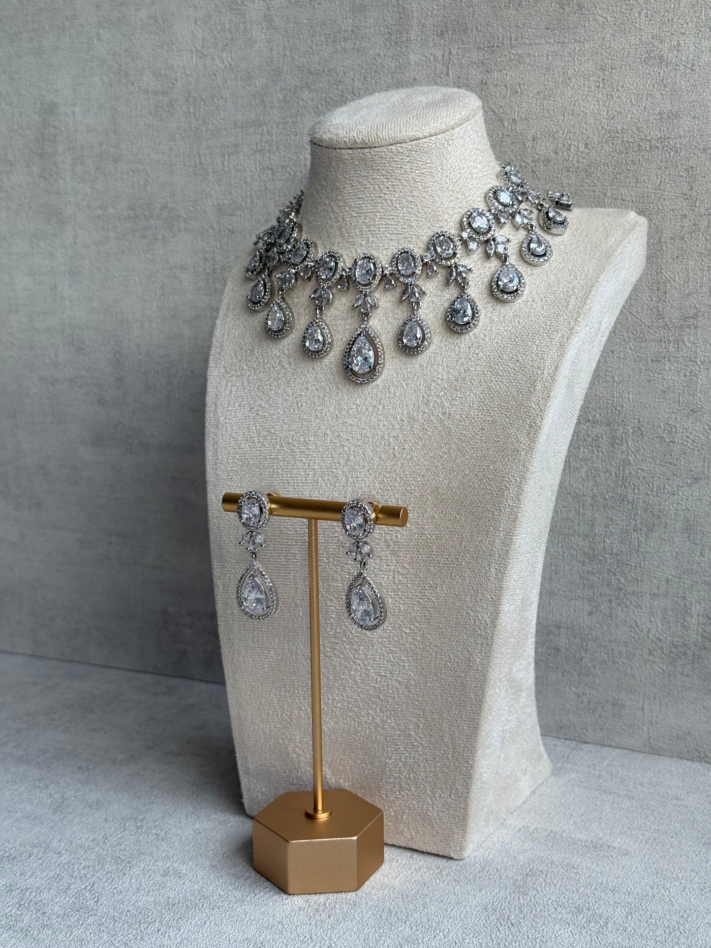 Ayura Designs Grace Set with Necklace & Earrings – Pear-Cut Moissanite Stones, Halo Detailing & Antique Silver Finish