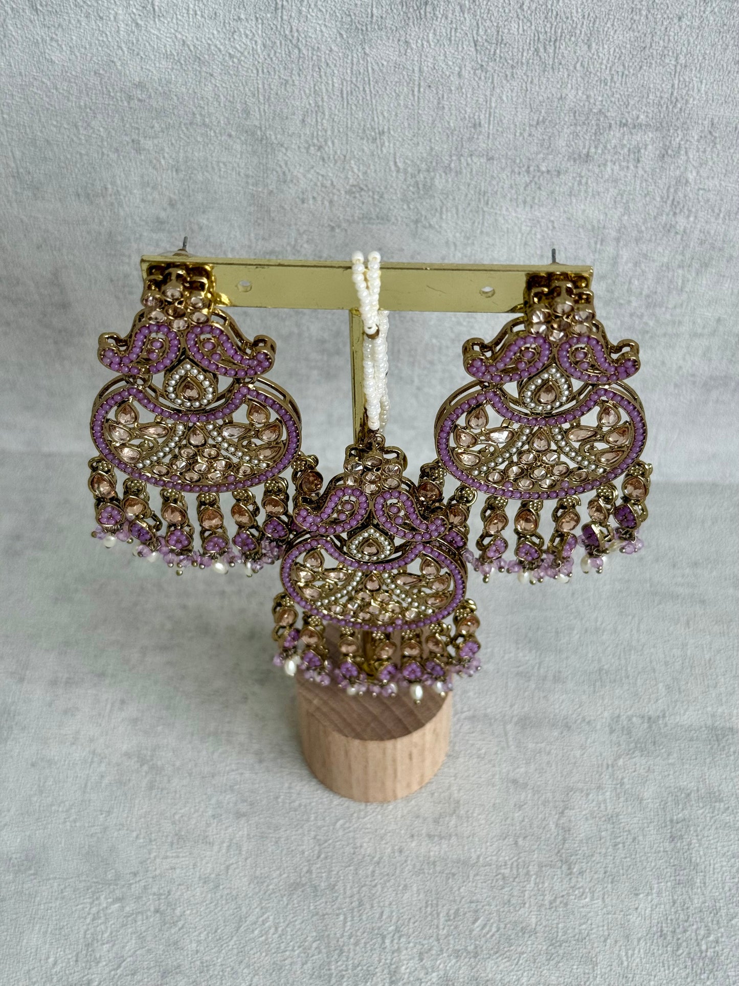 Ayura Designs Anvi Tikka Set with Earrings – Lilac with Champagne Stones & Pearl Drops