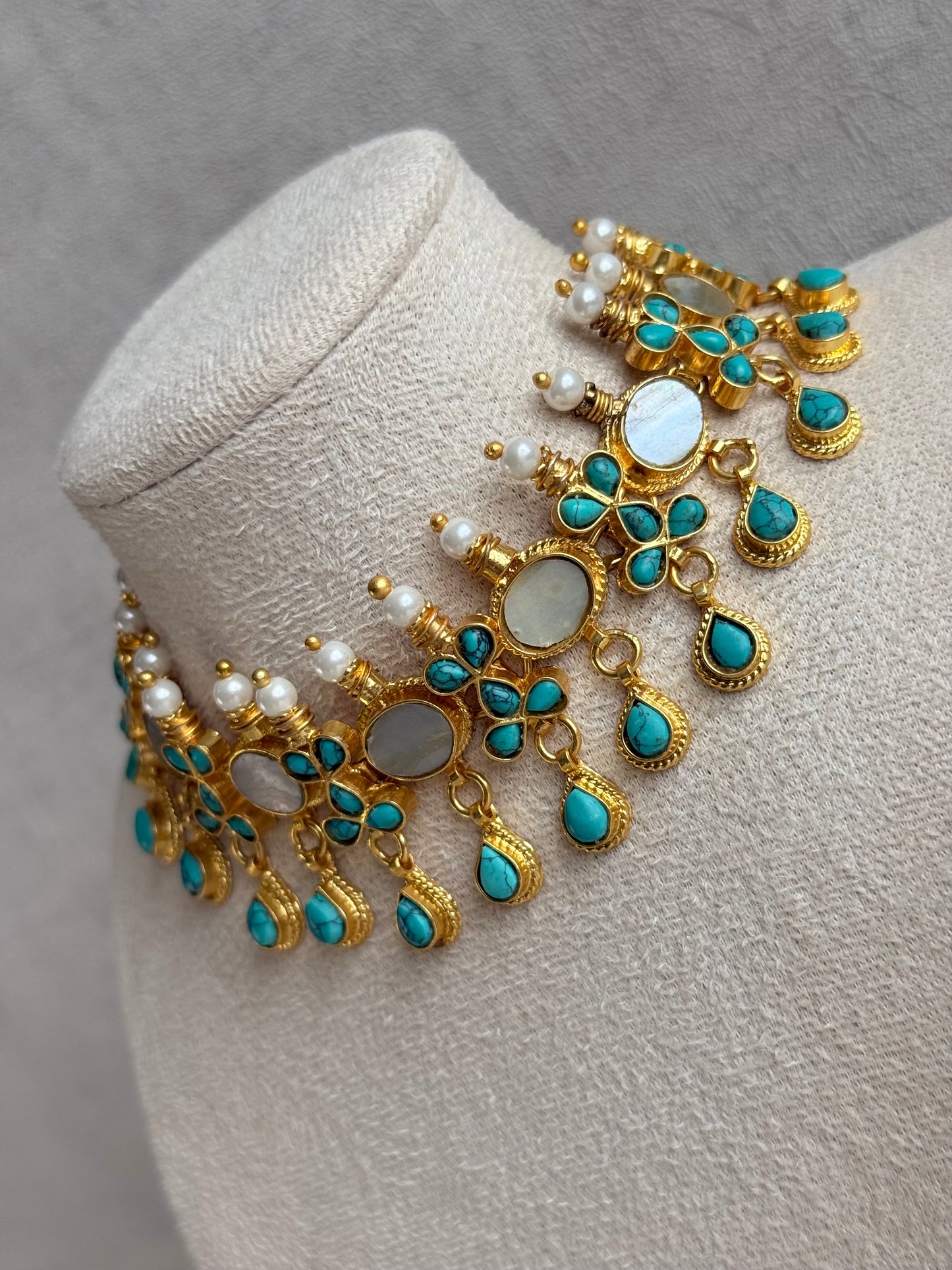 Ayura Designs Rehnuma Kundan Choker Set with Earrings & Turquoise Floral Detailing