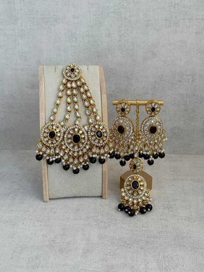 Ayura Designs Zara Set with Necklace, Earrings, Tikka & Passa – Antique Gold with Kundan Detailing & Black Beads