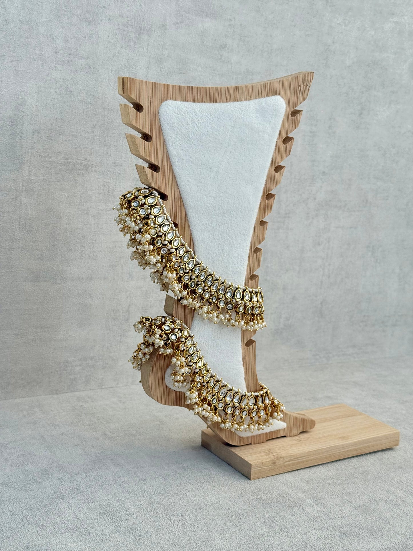 Ayura Designs Zanzi Payals – Kundan Teardrop Anklets with Pearl Cluster Detailing