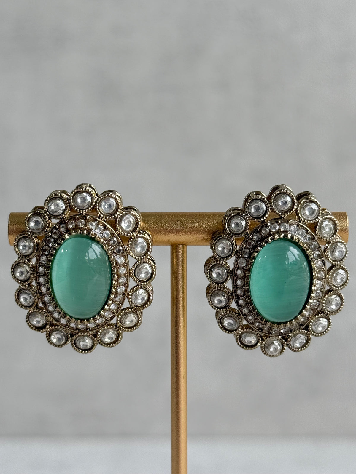 Ayura Designs Inza Necklace Set – Aqua Green Stones, Kundan & Crystals with Antique Gold Finish