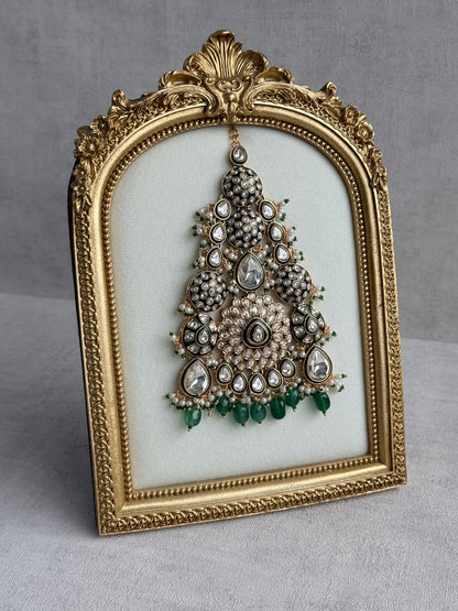 Ayura Designs Zoha Jhoomar Passa – Mirror-Cut Kundan with Emerald Green Drops, Pearl Detailing & Antique Gold Finish