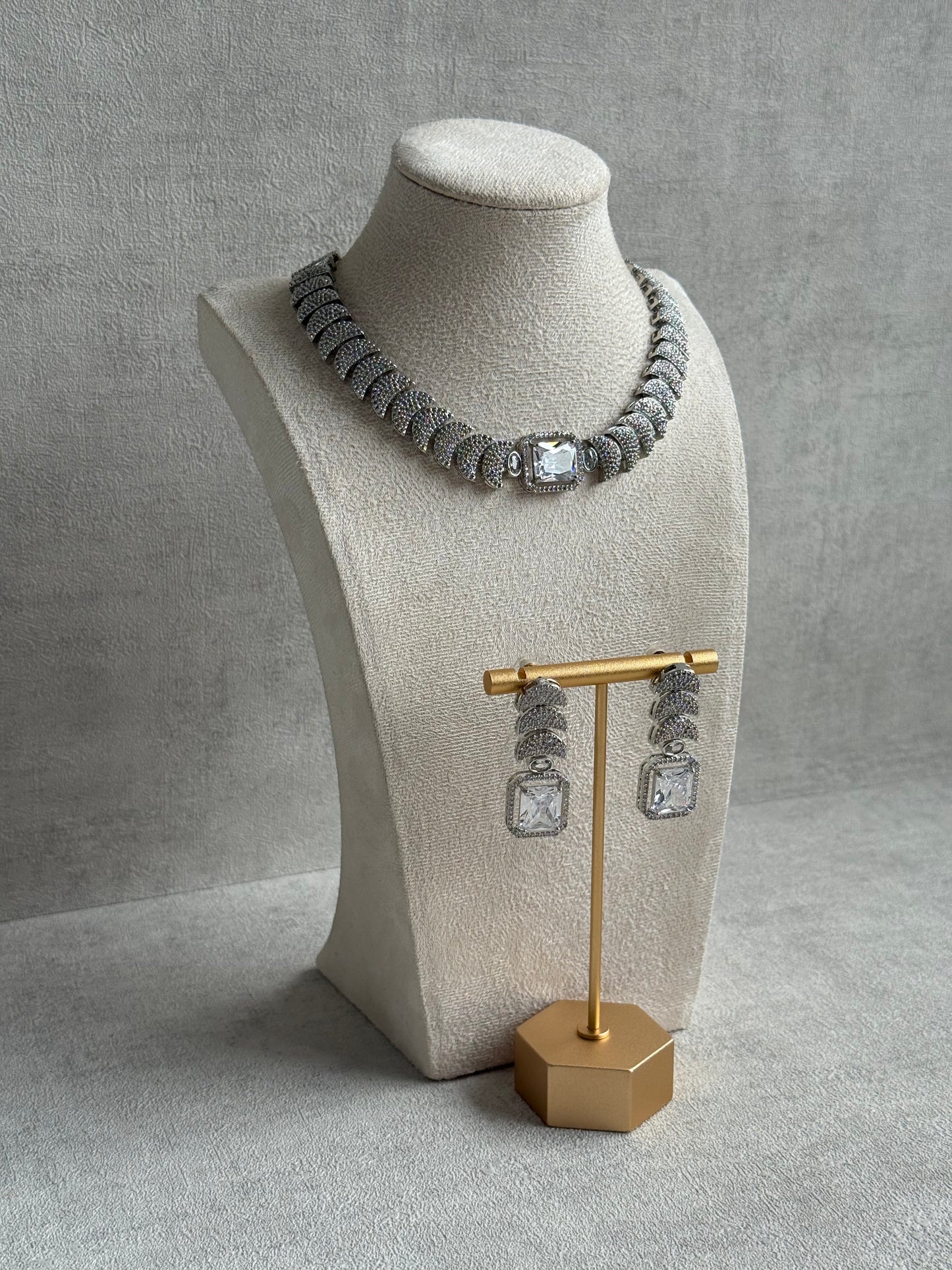 Ayura Designs Arabella Set – Silver Necklace & Earrings with Moissanite Stones