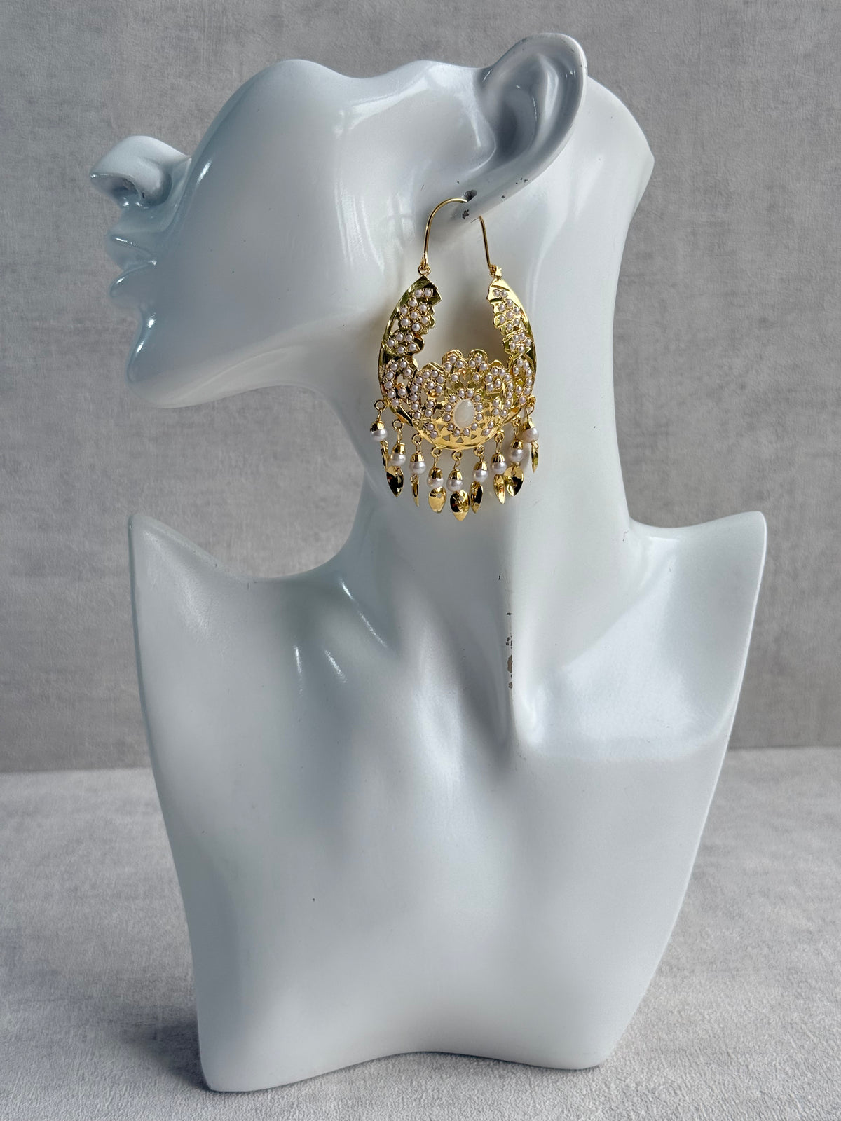 Ayura Designs Nimrat Balis – Ivory Pearls with Pippal Patti & Gold Finish