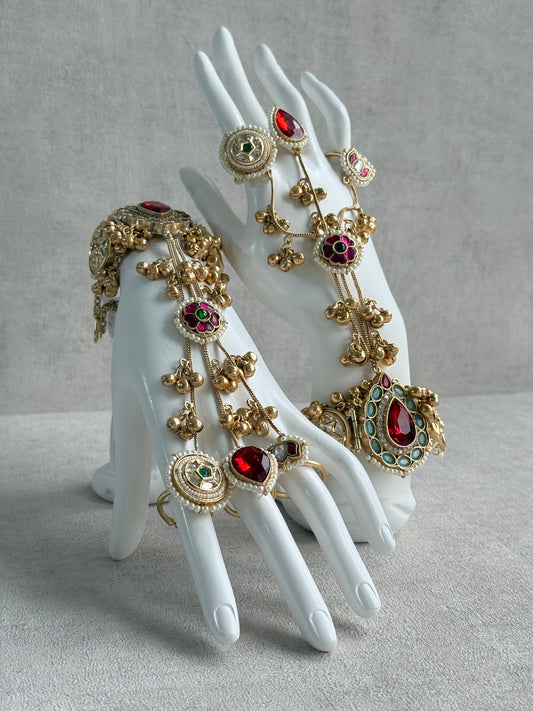 Ayura Designs Ekavira Haathphool Set of 2 – Kundan Style Hand Harness with Ruby Red, Rani Pink & Green Stones, Ghungroo Detailing & Pearls