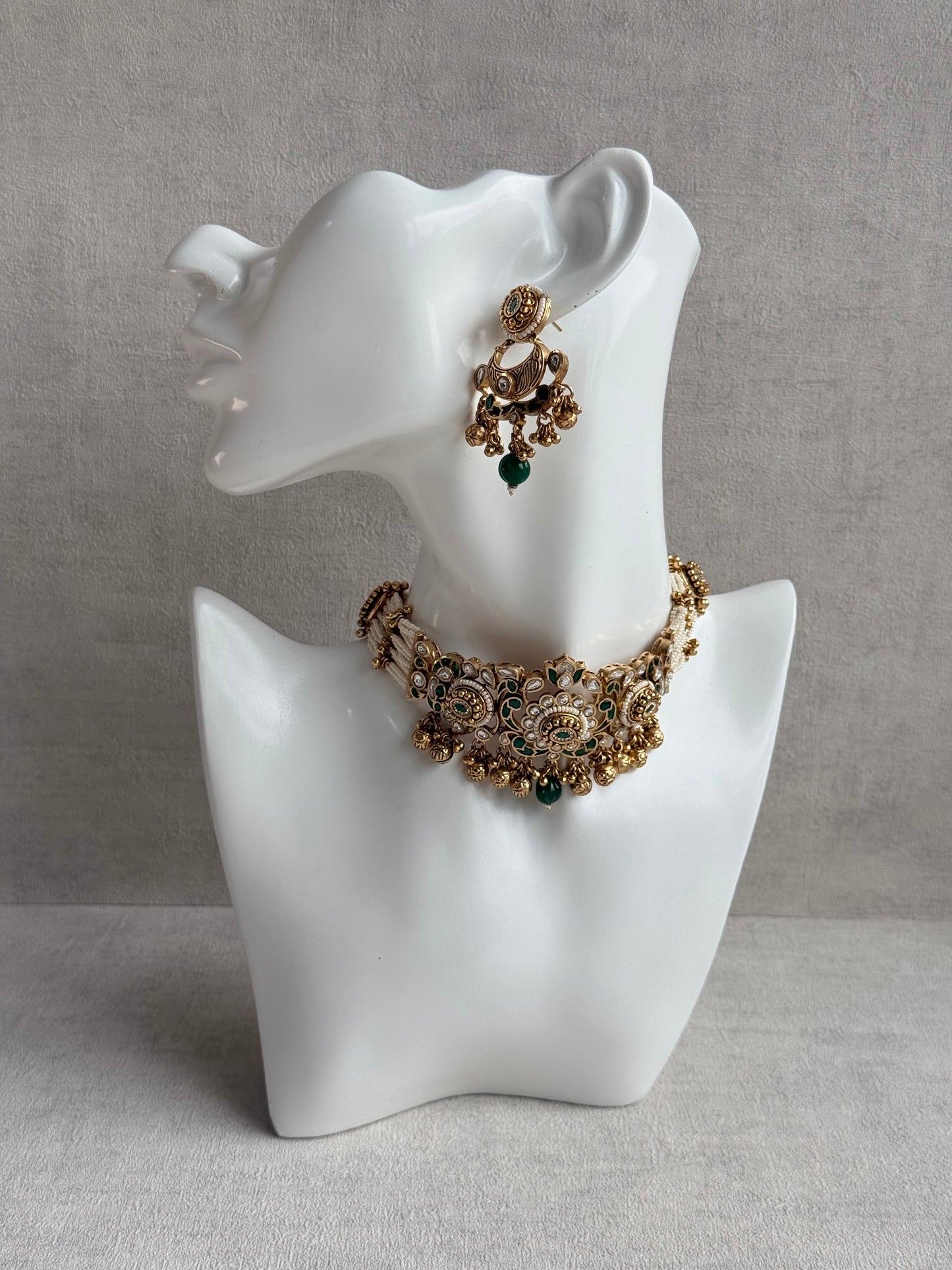 Ayura Designs Sufna Choker Set with Earrings – Emerald Green Stones, Pearl Strands & Kundan Detailing