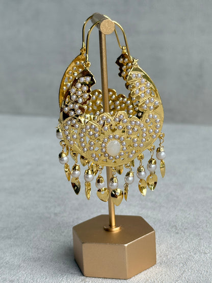 Ayura Designs Nimrat Balis – Ivory Pearls with Pippal Patti & Gold Finish