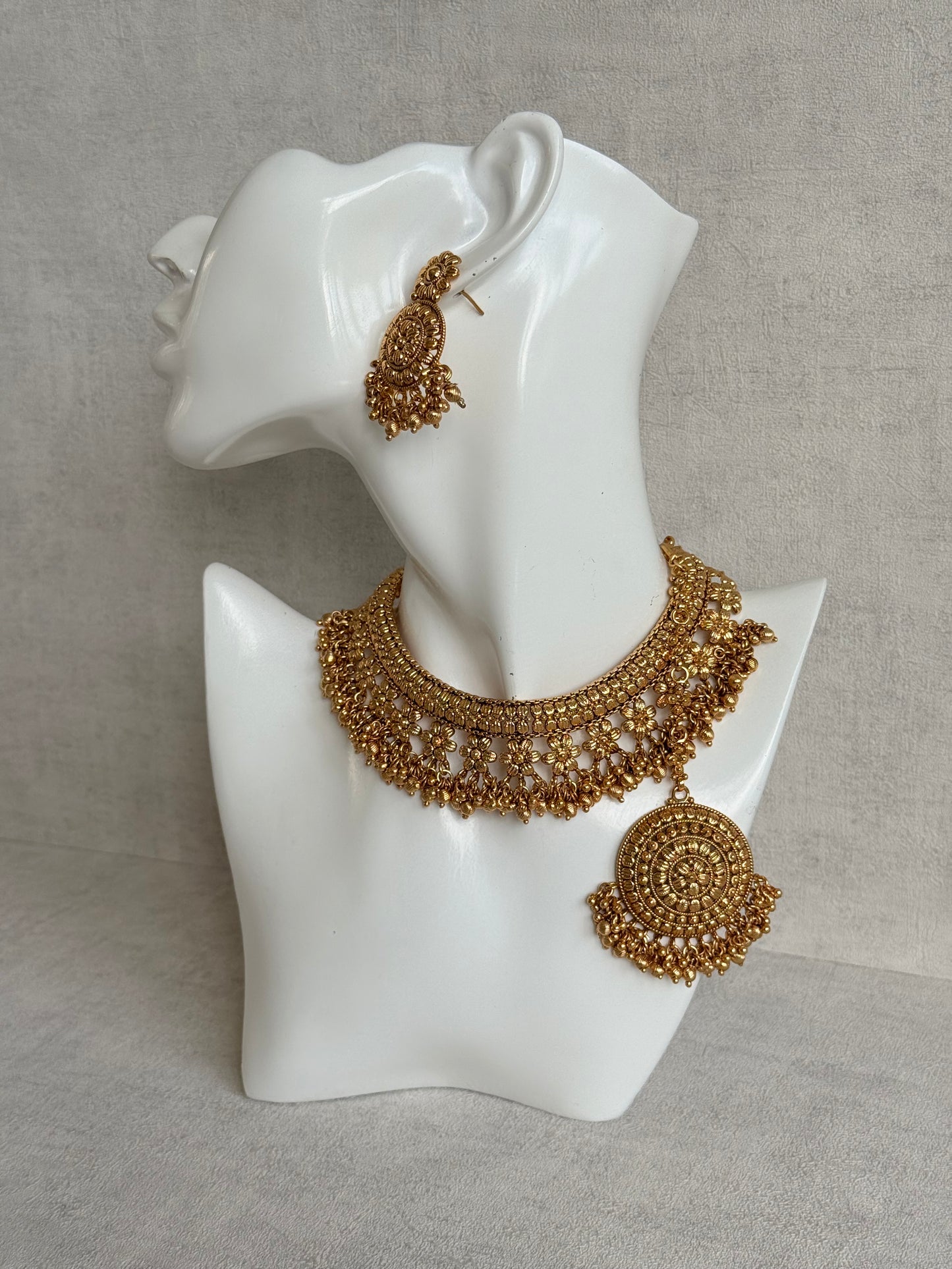 Ayura Designs Darya Necklace Set with Earrings & Tikka – Floral Antique Gold Statement Set with Ghungroo Detailing