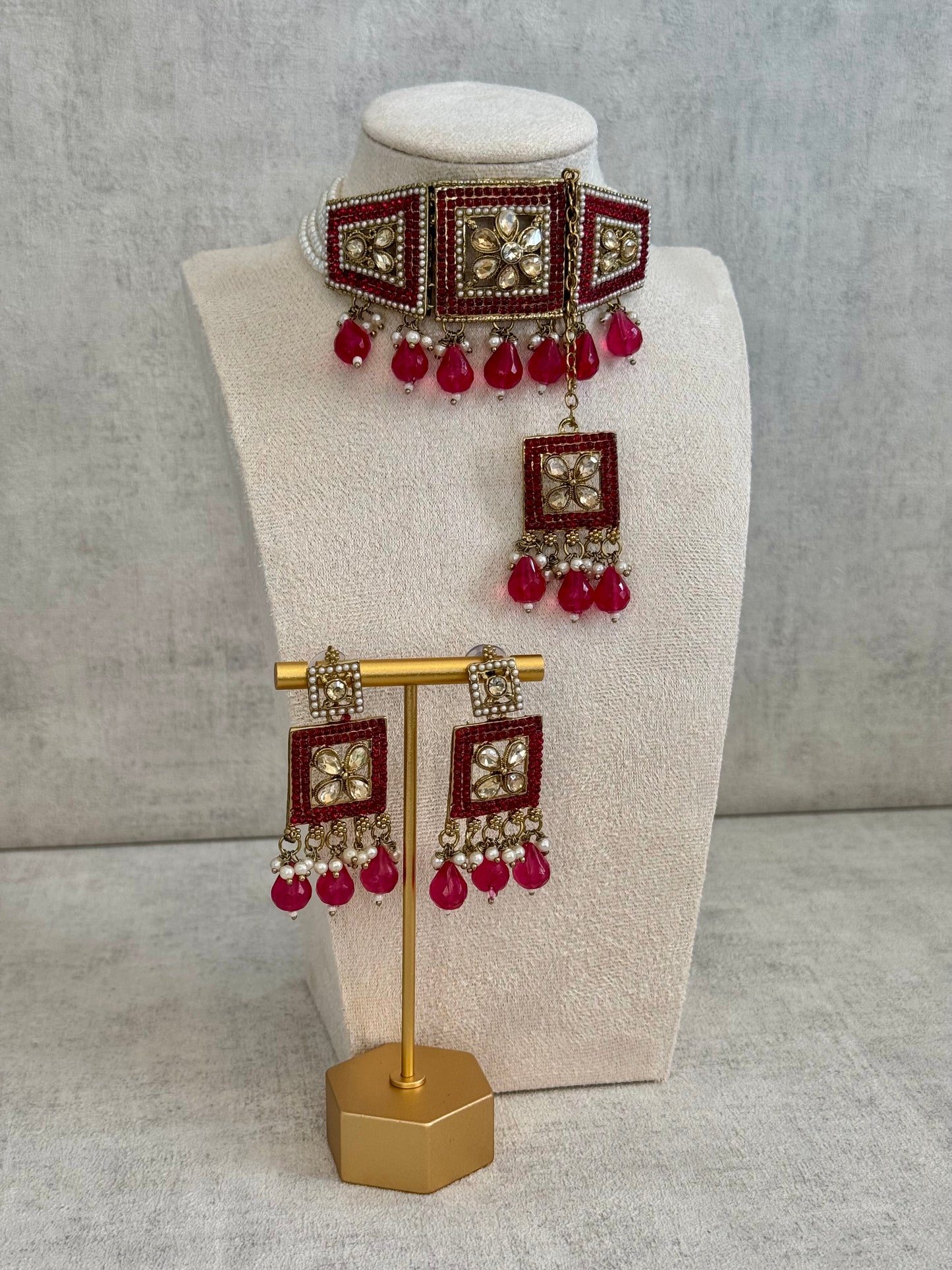 Ayura Designs Rehmat Set – Pearl & Pink Choker with Matching Earrings & Tikka, Adorned with Kundan and Pink Teardrop Beads