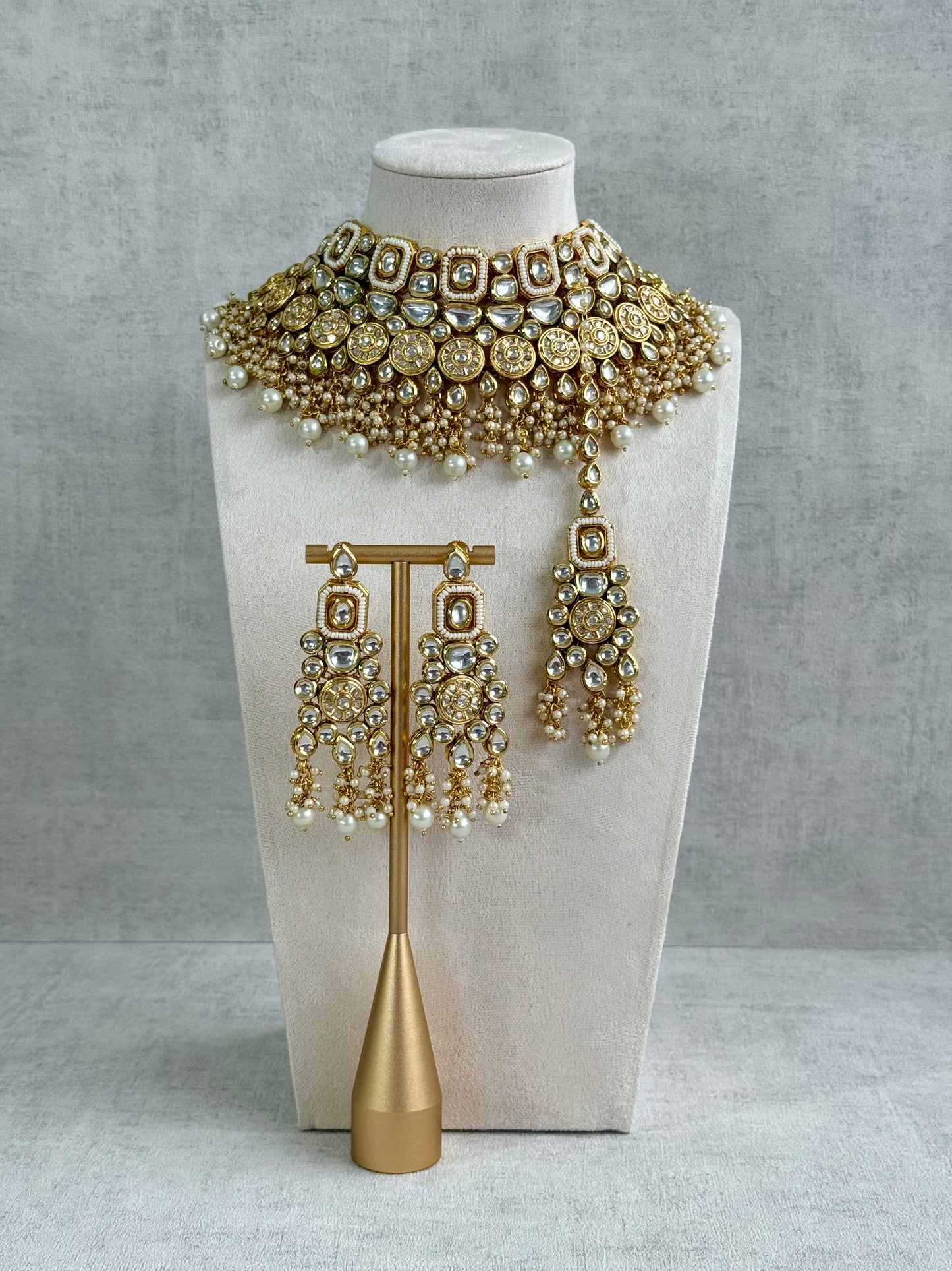 Ayura Designs Suhana Bridal Set with Necklace, Earrings & Tikka – Kundan Stones with Pearl Detailing in Antique Gold Finish
