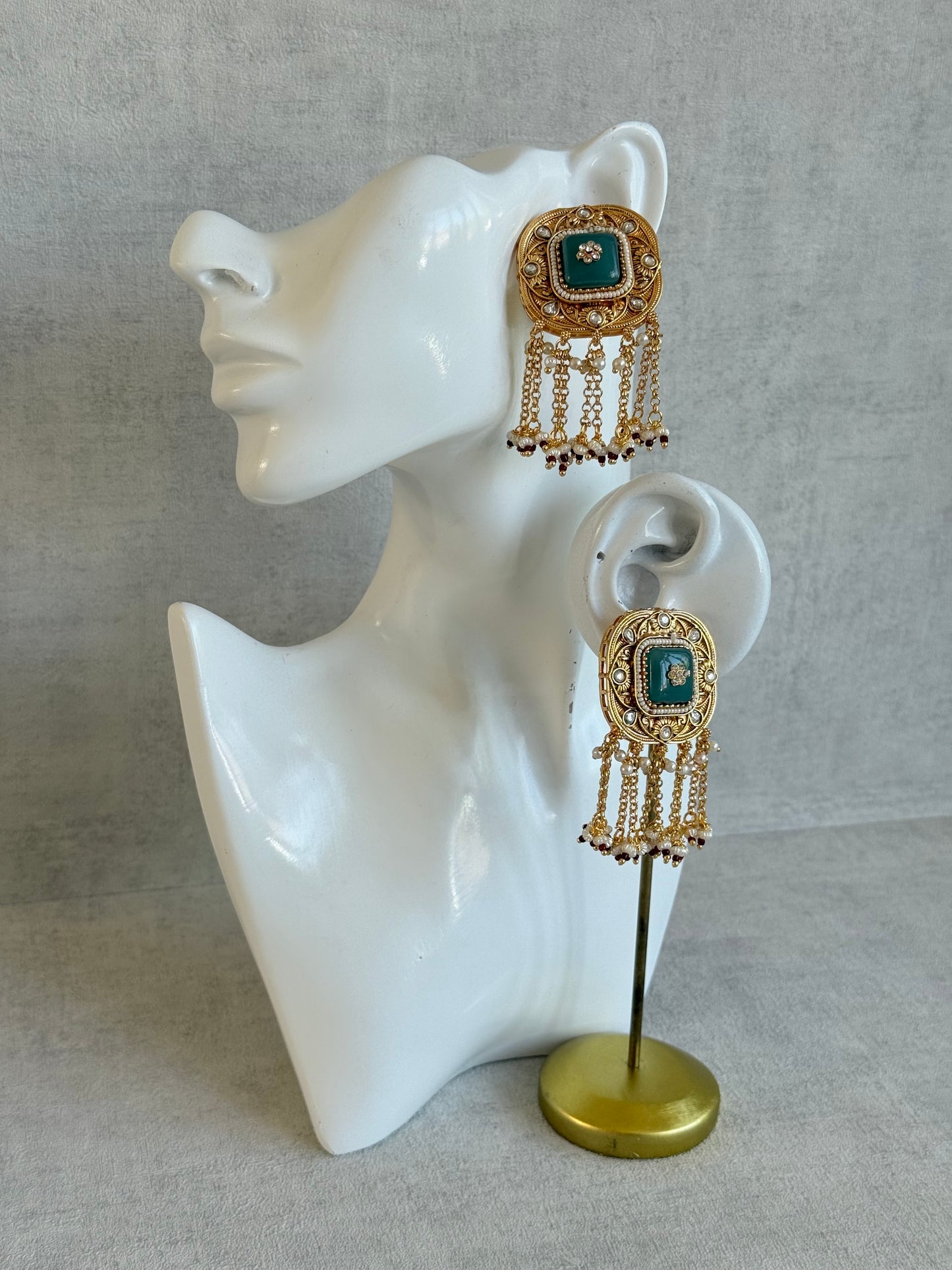 Ayura Designs Gunjal Earrings – Sage Green Chain Drop Studs with Kundan & Bead Detailing