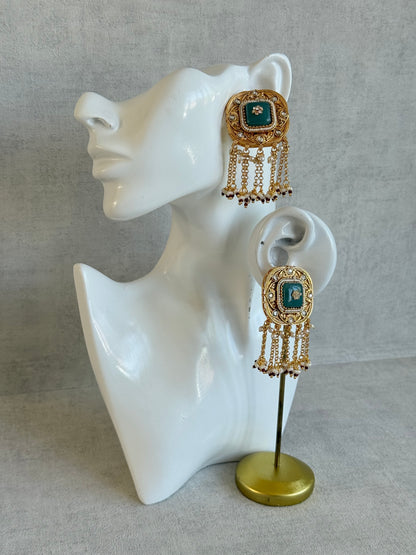 Ayura Designs Gunjal Earrings – Sage Green Chain Drop Studs with Kundan & Bead Detailing