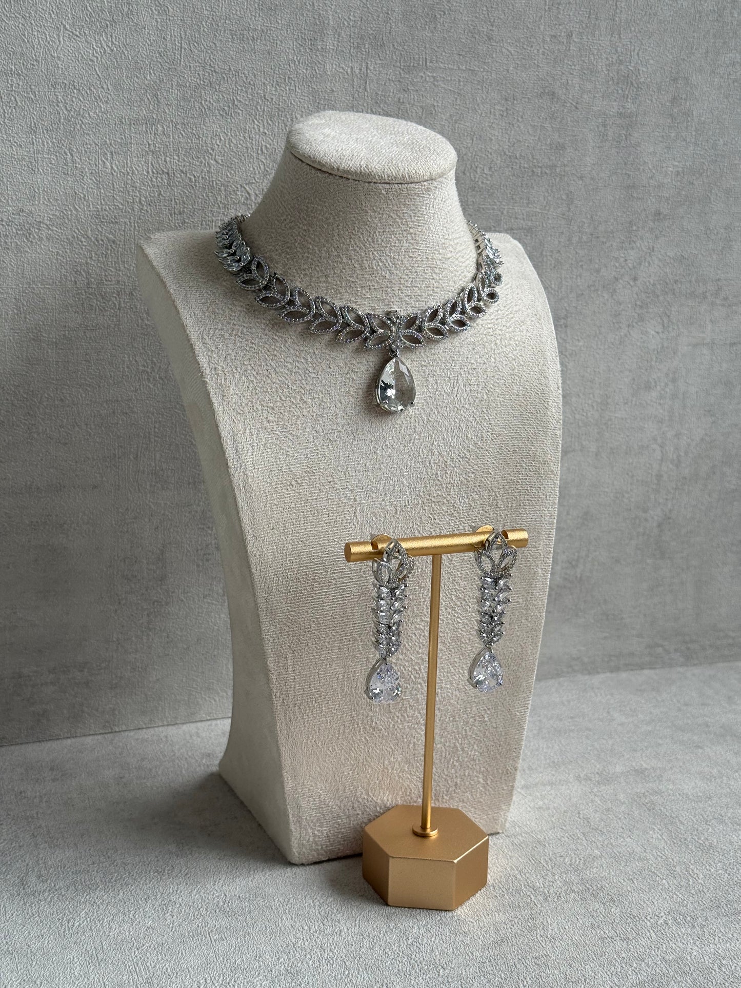 Ayura Designs Anastasia Set – Silver Necklace & Earrings with Teardrop Crystals & Leaf Motif Design