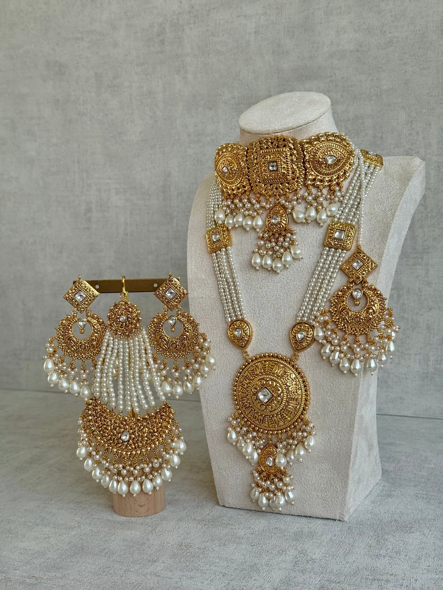 Ayura Designs Mannat Bridal Set with Choker, Haar, Earrings, Tikka & Passa – Ivory Pearls & Antique Gold Finish
