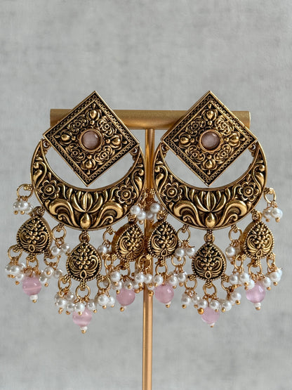 Ayura Designs Samera Choker Set with Earrings & Tikka – Blush Pink Beads, Pearl Detailing, Green Centre Stone, Floral Motifs & Antique Gold Finish