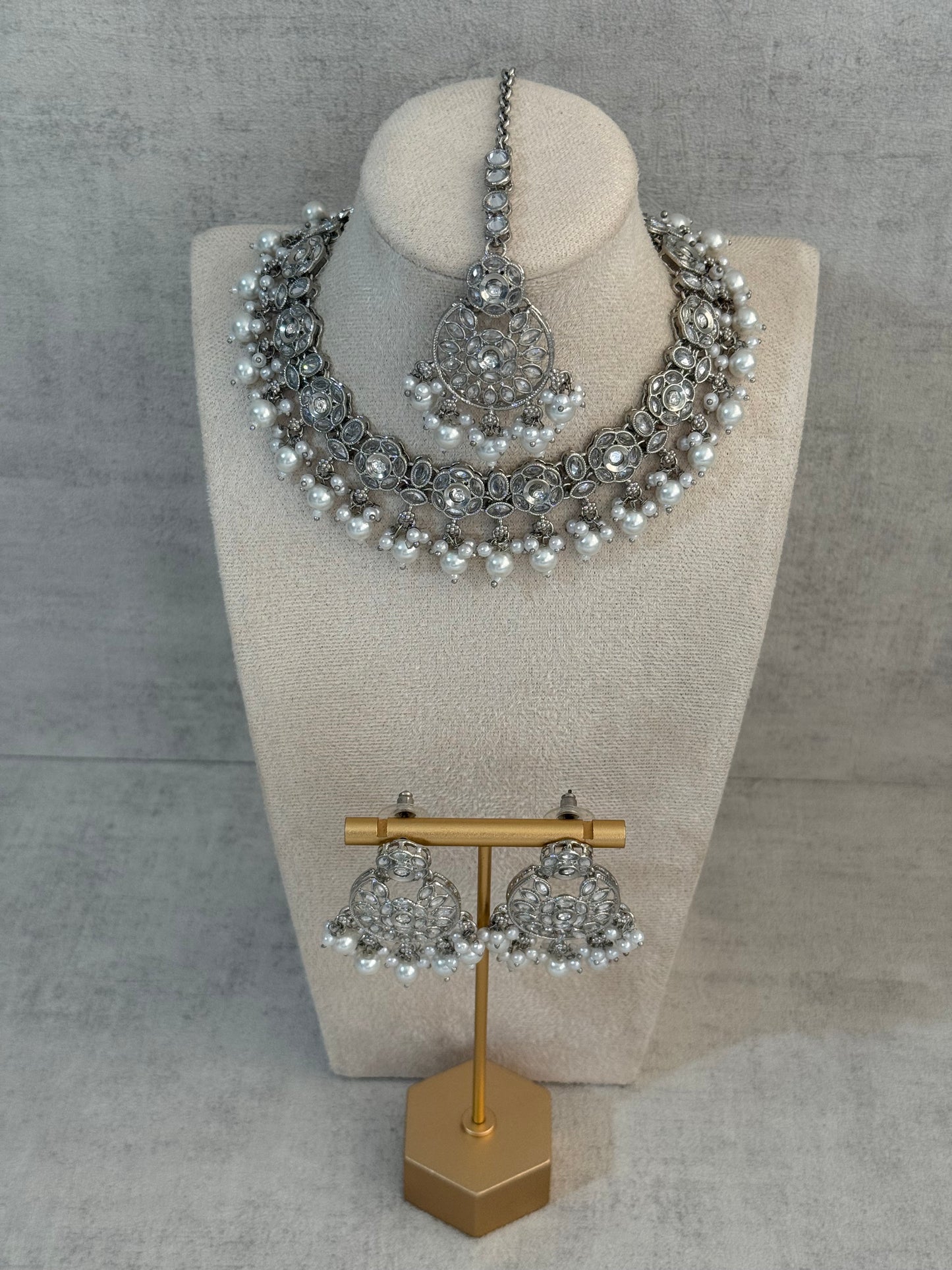 Ayura Designs Zimal Set – Mirror-Cut Stones with Ivory Pearls & Antique Silver Finish