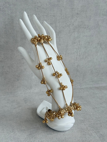 Ayura Designs Hejal Haathphool Set of 2 – Three Finger Style Hand Harness with Ghungroo Detailing & Gold Finish