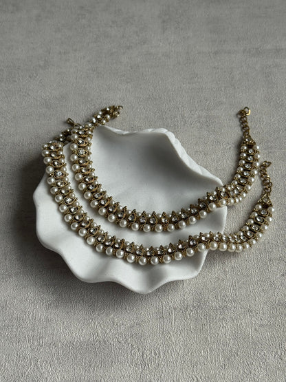 Ayura Designs Chandni Payals – Kundan Anklets with White Pearls & Antique Gold Finish