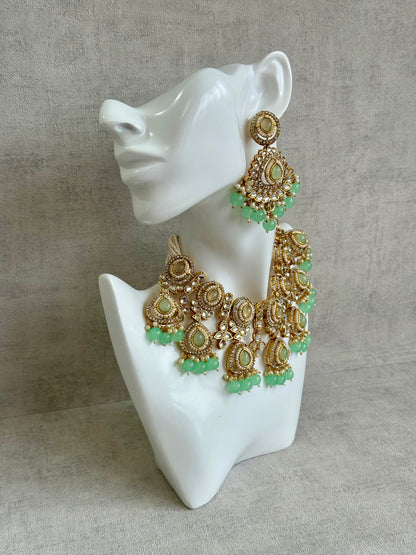 Ayura Designs Janvi Set with Necklace, Earrings & Tikka – Kundan Detailing, Mint Green Beads & Pearls Drops