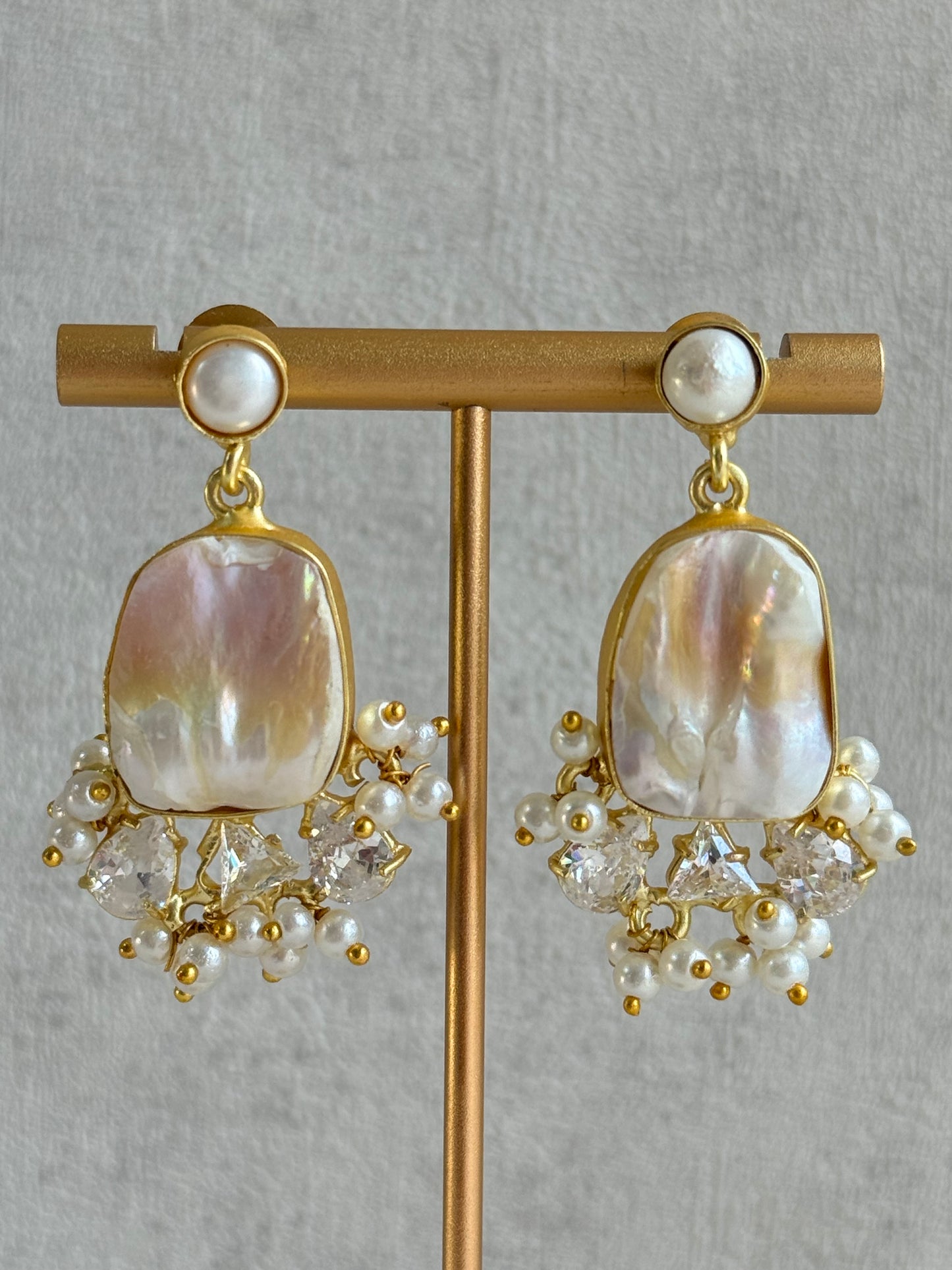 Ayura Designs Niamh Set with Tikka & Earrings - Baroque Pearl, Mother of Pearl & Crystals