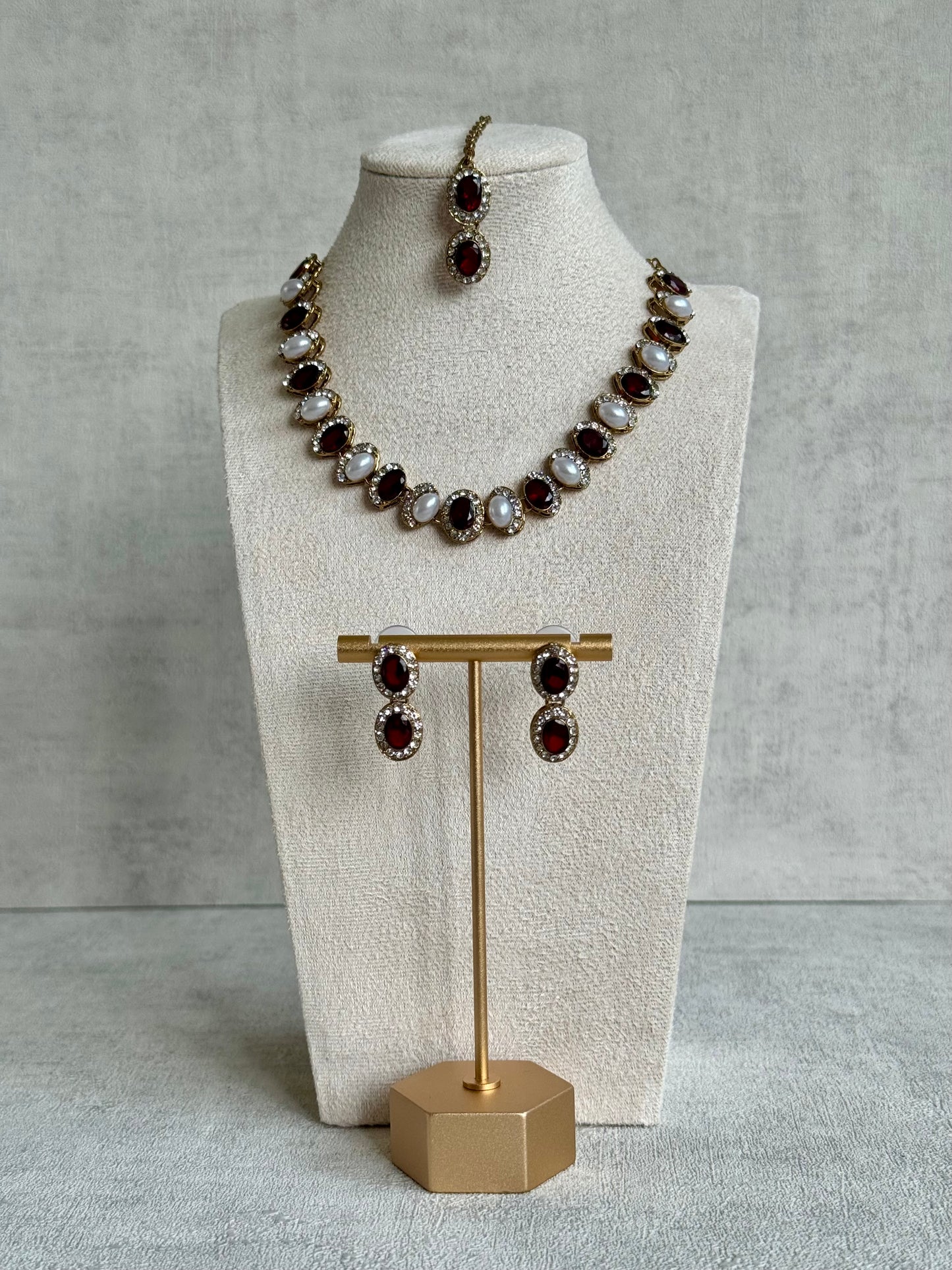 Ayura Designs Eira Set – Necklace, Earrings & Tikka with Ruby Red & Ivory Oval Stones in Antique Gold