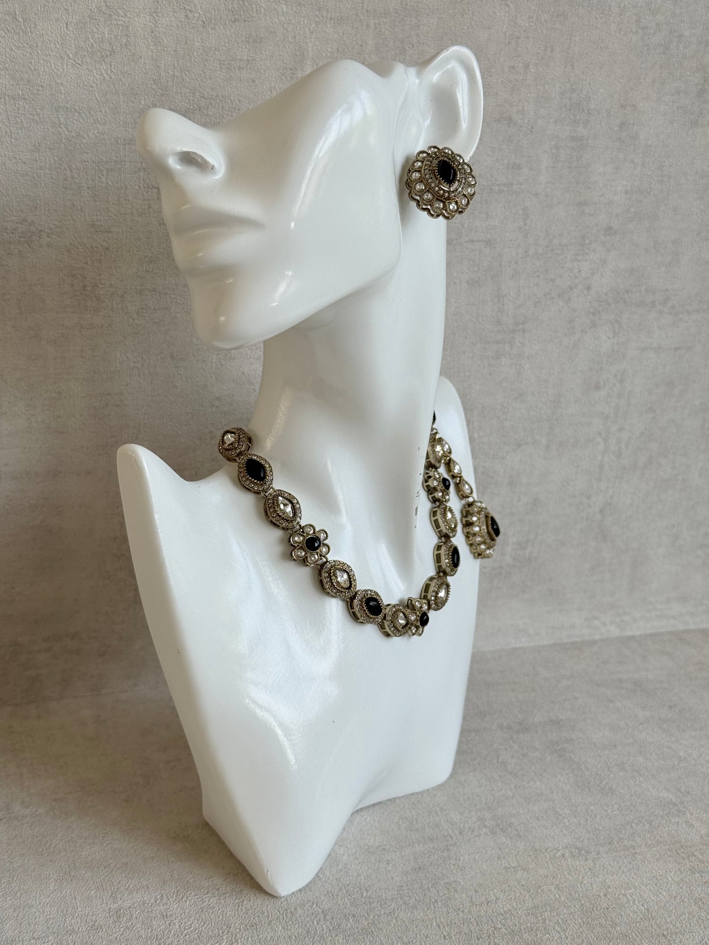 Ayura Designs Ivy Necklace Set with Studs & Tikka – Black Kundan Detailing