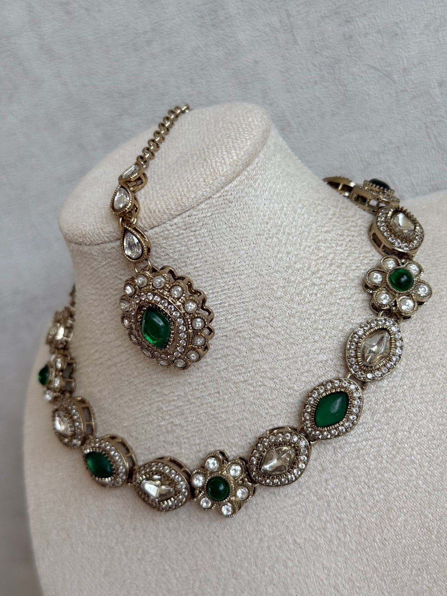 Ayura Designs Ivy Necklace Set with Studs & Tikka – Emerald Green Kundan Detailing