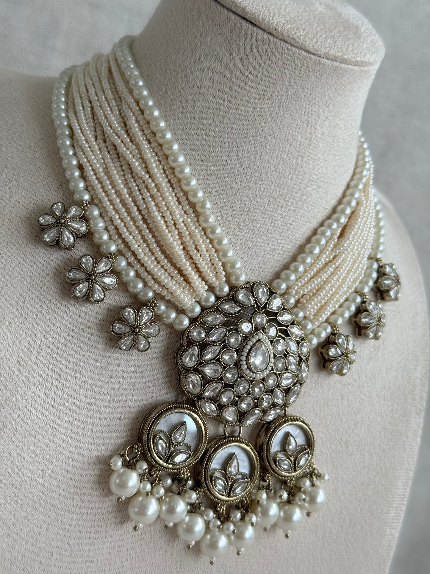 Ayura Designs Callie Set with Earrings – Ivory Pearl & Jadau Detailing