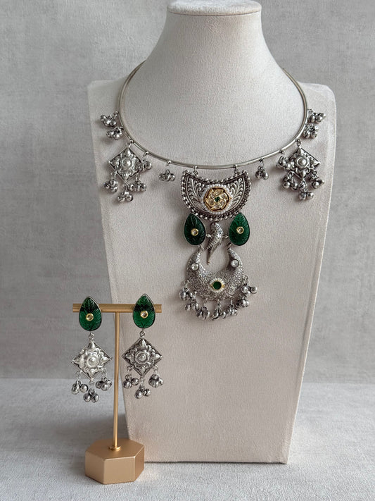 Ayura Designs Jiyana Collar Necklace Set – Emerald Green Carved Teardrop Stones & Oxidised Silver Finish
