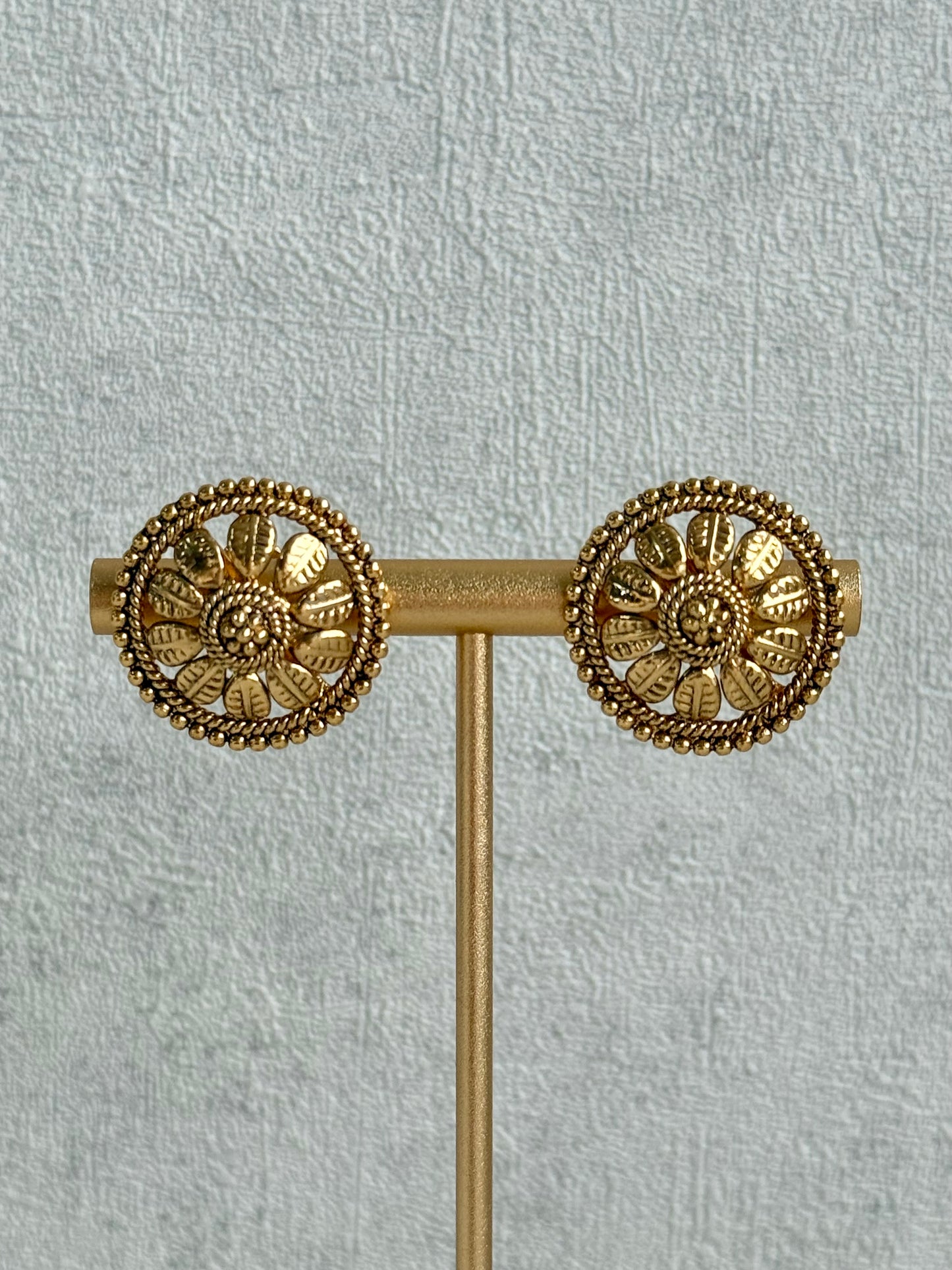 Ayura Designs Sathya Necklace Set with Stud Earrings – Antique Gold Temple Style with Textured Beadwork