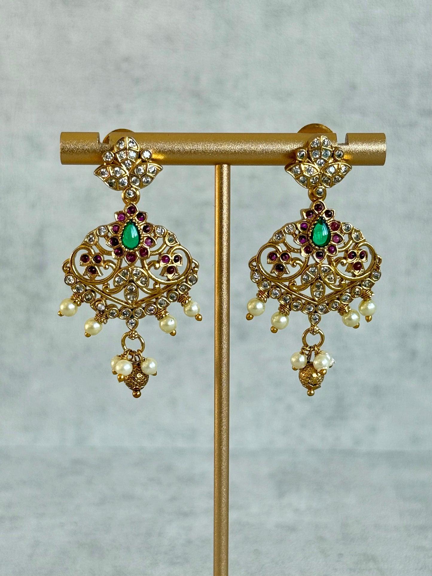 Ayura Designs Joya Set with Necklace, Earrings & Tikka – Kundan Detailing, Pink & Green Stones with Pearl Drops
