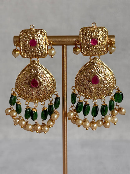 Ayura Designs Chetna Choker Set with Earrings & Tikka – Emerald Green Beads, Cream Pearl Drops with Pipal Patti Detailing