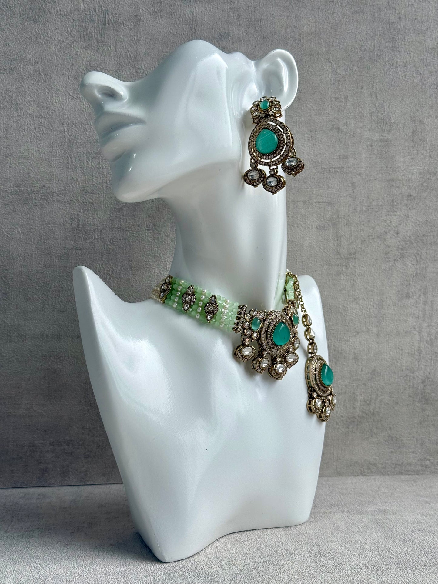 Ayura Designs Rahi Set – Mint & Pistachio Green Dual-Tone Stones with Mirror-Cut Detailing & Pearl Strands