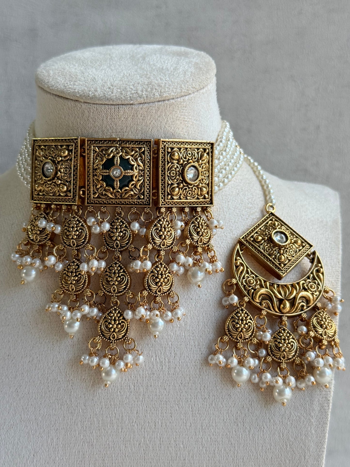 Ayura Designs Samera Choker Set with Earrings & Tikka – Ivory Beads, Pearl Detailing, Green Centre Stone, Floral Motifs & Antique Gold Finish