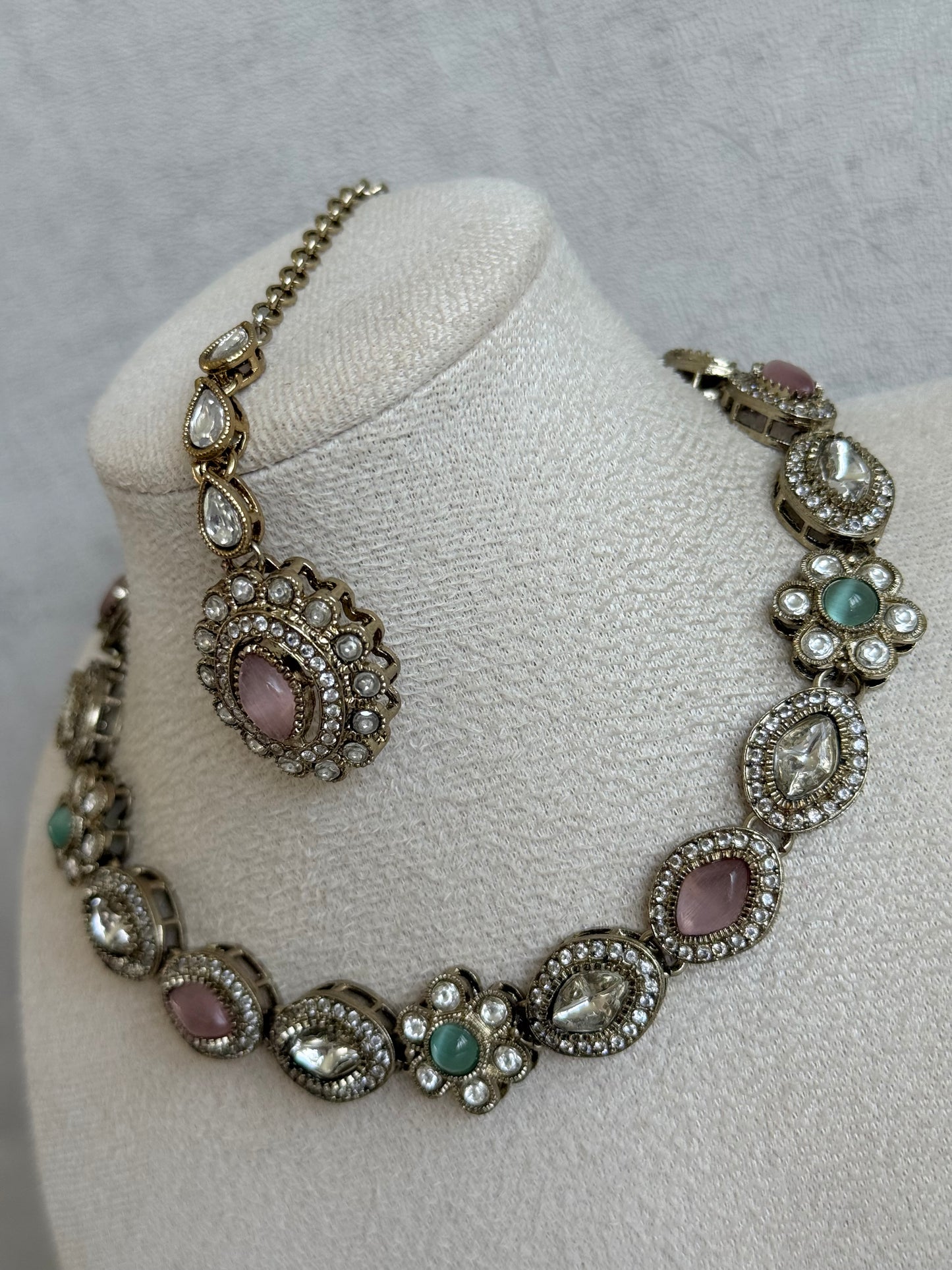 Ayura Designs Ivy Necklace Set with Studs & Tikka – Blush Pink & Mint Green Kundan Detailing