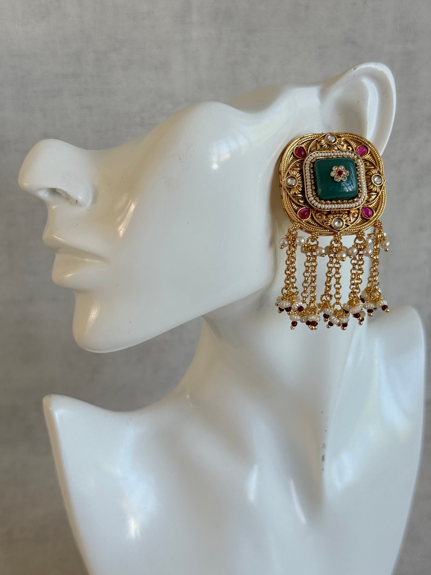 Ayura Designs Gunjal Earrings – Sage Green & Rani Pink Chain Drop Studs with Kundan & Bead Detailing