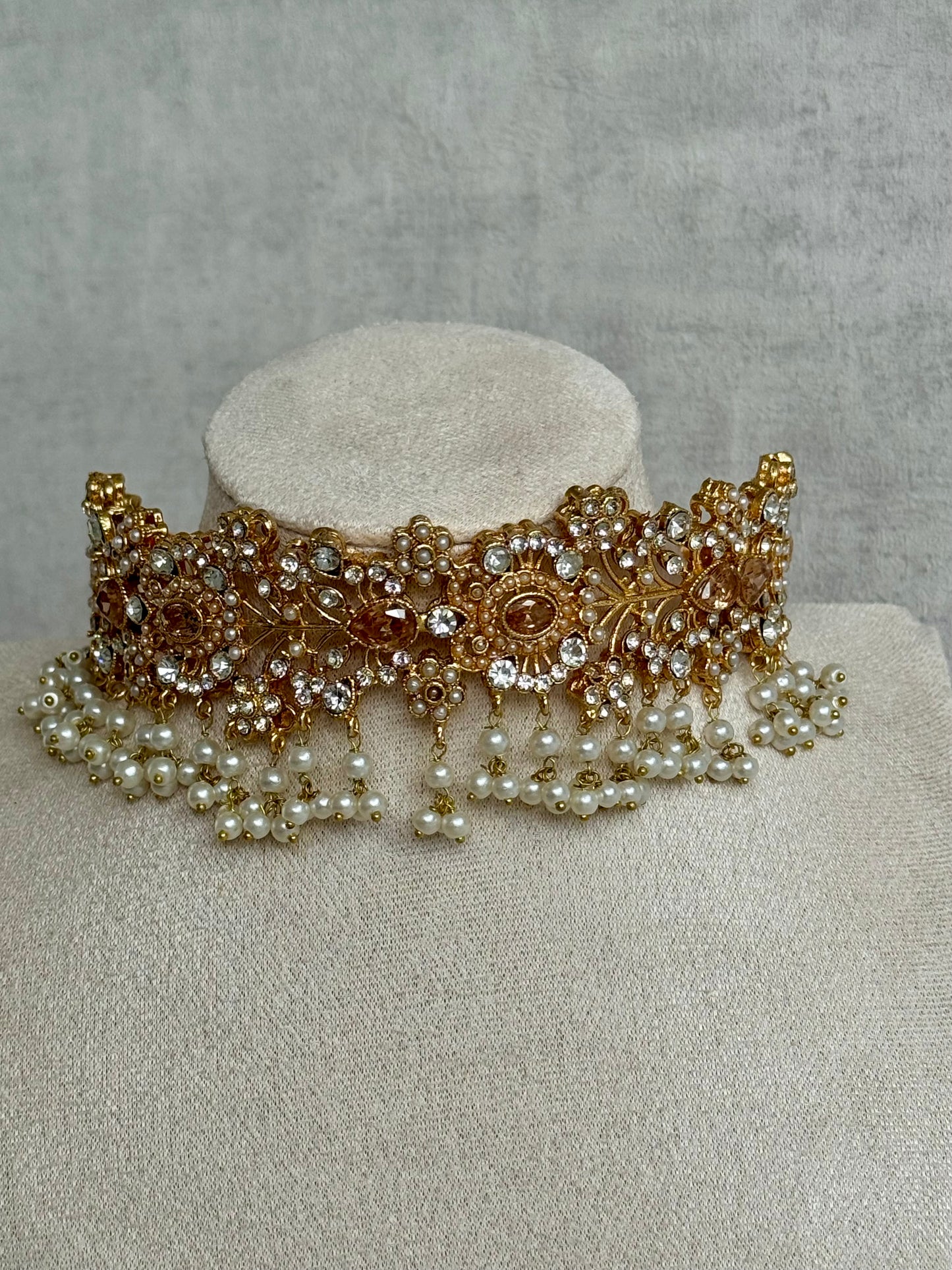 Ayura Designs Afsana Choker Set with Jhumkis – Mirror-Cut Polki, Ivory Pearls & Antique Gold Finish